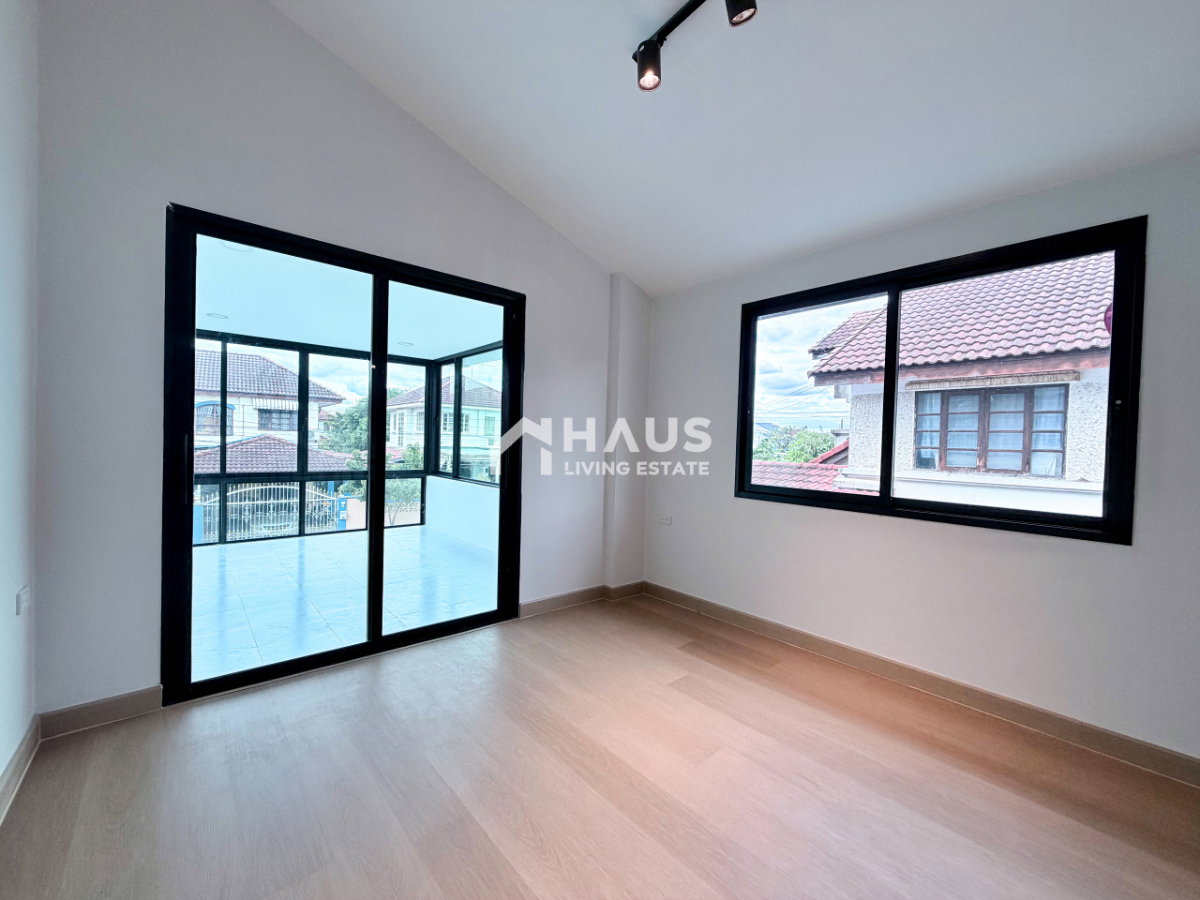 picture Chonlada Bangbuathong / 4 Bedrooms #HBBT002 - 14/20