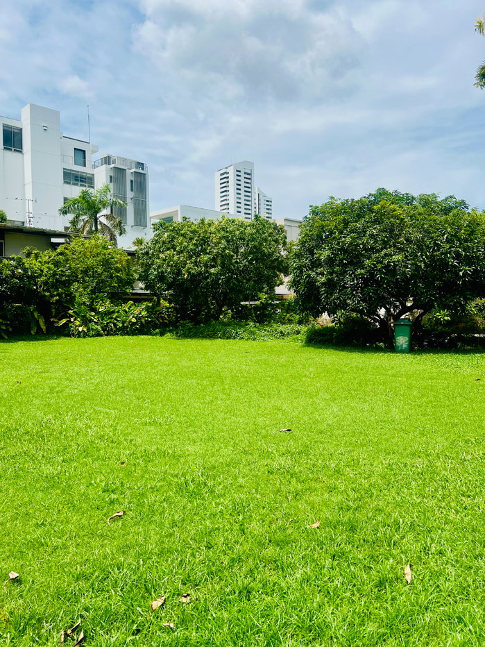 รูป 96490 - ขายด่วนที่ดินพร้อมสิ่งปลูกสร้าง ขนาดที่ดิน 1 ไร่ ซอยเอกมัย 22 ใกล้โรงพยาบาลสมิติเวช สุขุมวิท ทำเลทองใจกลางเมืองกรุงเทพ - รูปที่ 9/10