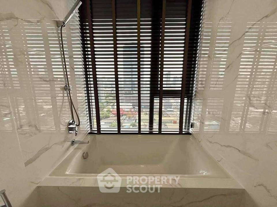 picture 2-BR Condo At Cloud Thonglor-Phetchaburi Near MRT Phetchaburi (ID 3403131) - 5/8