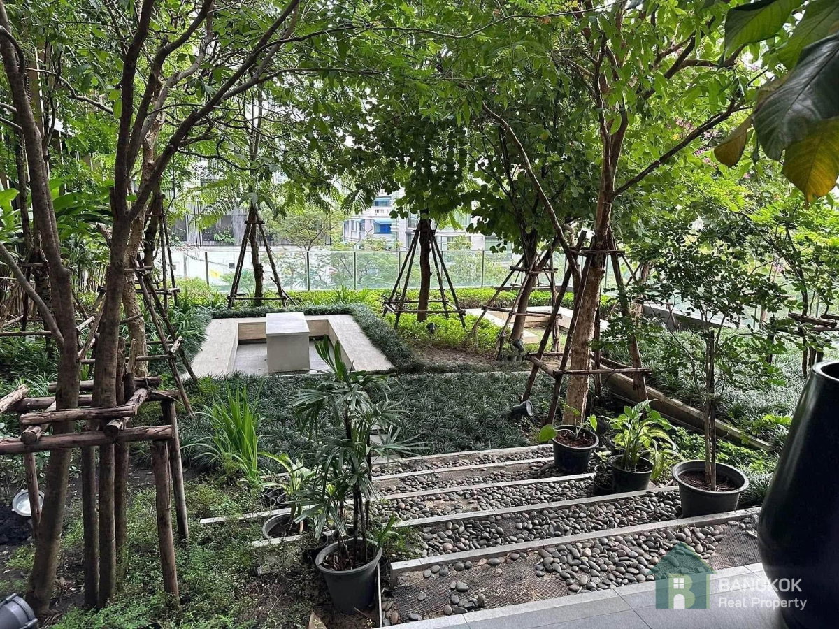 picture Noble Around 33 | 2 Bed Luxury Condo near BTS Phrom Phong - 13/15