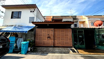 ทาวน์โฮม ถนนรัตนาธิเบศร์ : 🏡 ทาวน์โฮม 2 ชั้น ราคาเพียง 1.8 ล้านบาท! ทำเลบางรักใหญ่–บางบัวทอง เชื่อมต่อถนนรัตนาธิเบศร์และถนนกาญจนาภิเษก