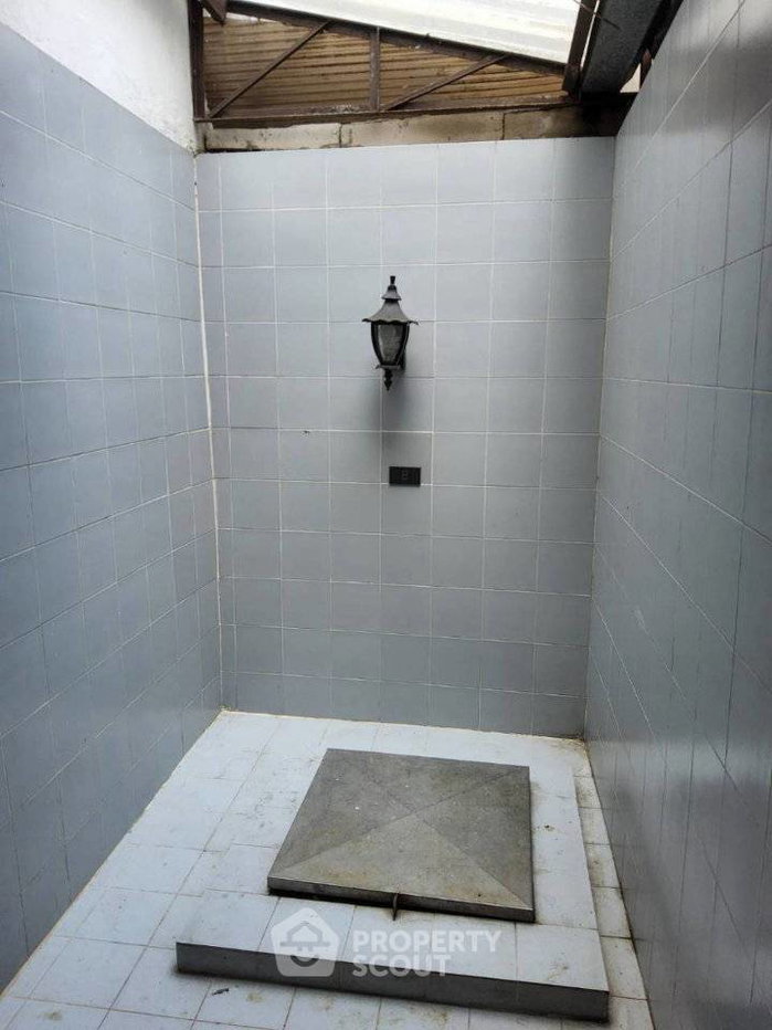 รูป ทาวน์เฮาส์ 3 ห้องนอน ขนาด 273 ตร.ม. Baan Charoen Eakamai 10 ใกล้ BTS เอกมัย (ID 3408410) - รูปที่ 33/38