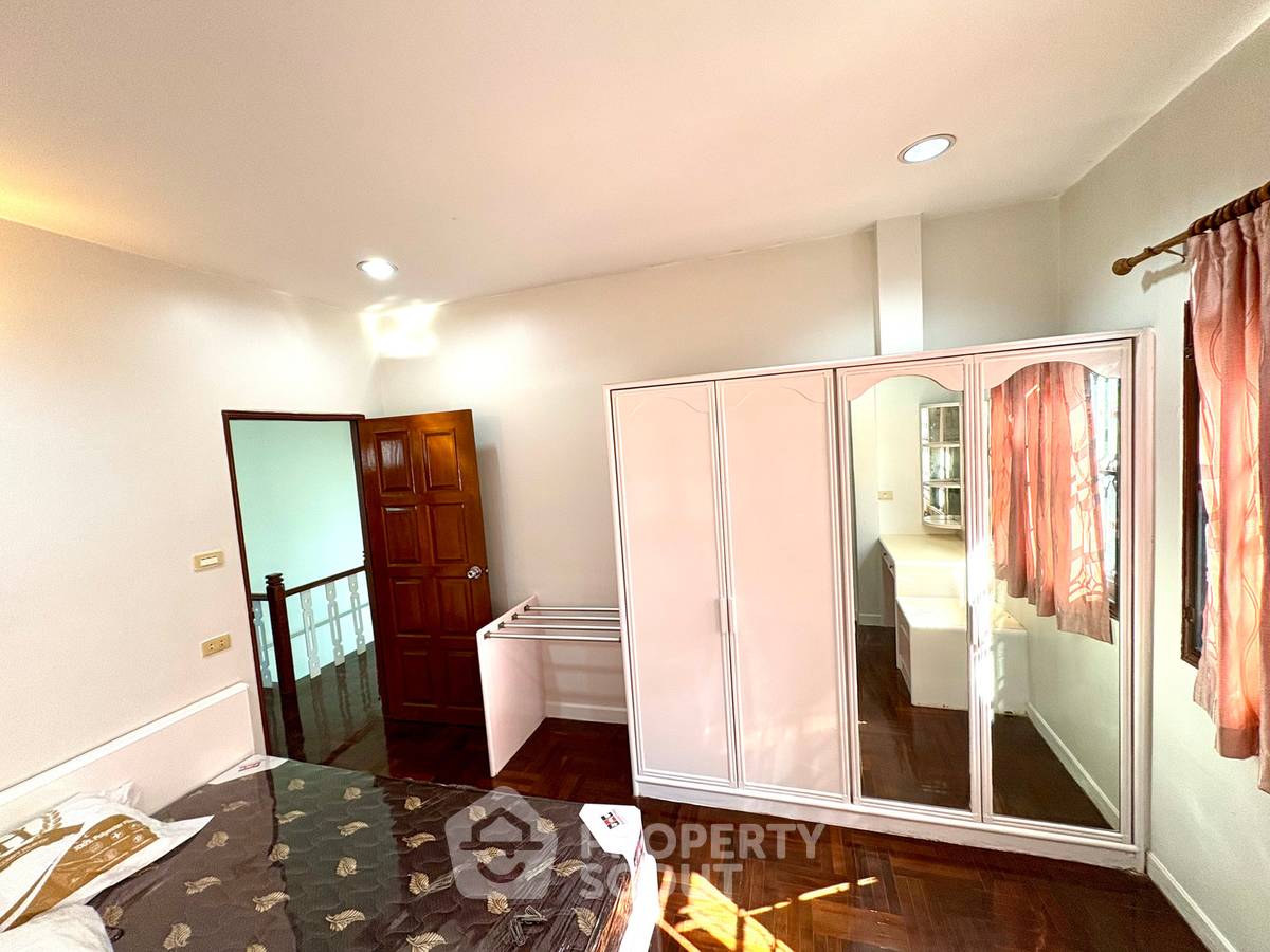 รูป บ้าน 3-ห้องนอน ใน บางพูด (ID 3404905) - รูปที่ 9/12