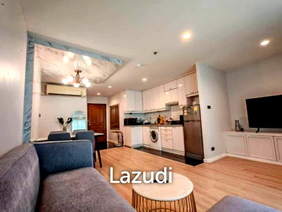 Condos for rent : Baan Pathumwan: 70 sqm Condo on Floor 24 in Bangkok