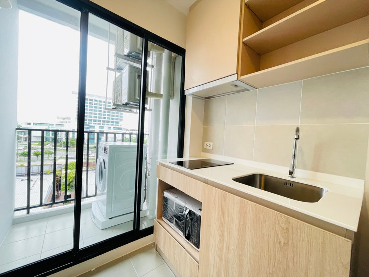 picture Chewathai Hallmark Ekkamai Ramintra Condo for Rent - 11/21