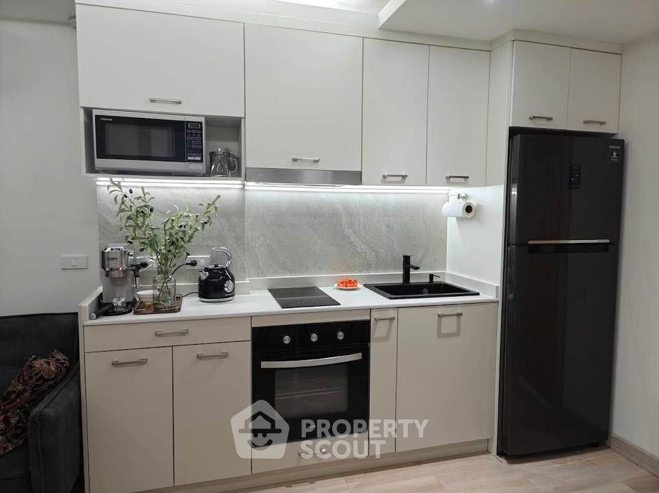 picture 1-BR Condo at B Condo in Bang Kaeo (ID 3405504) - 8/16