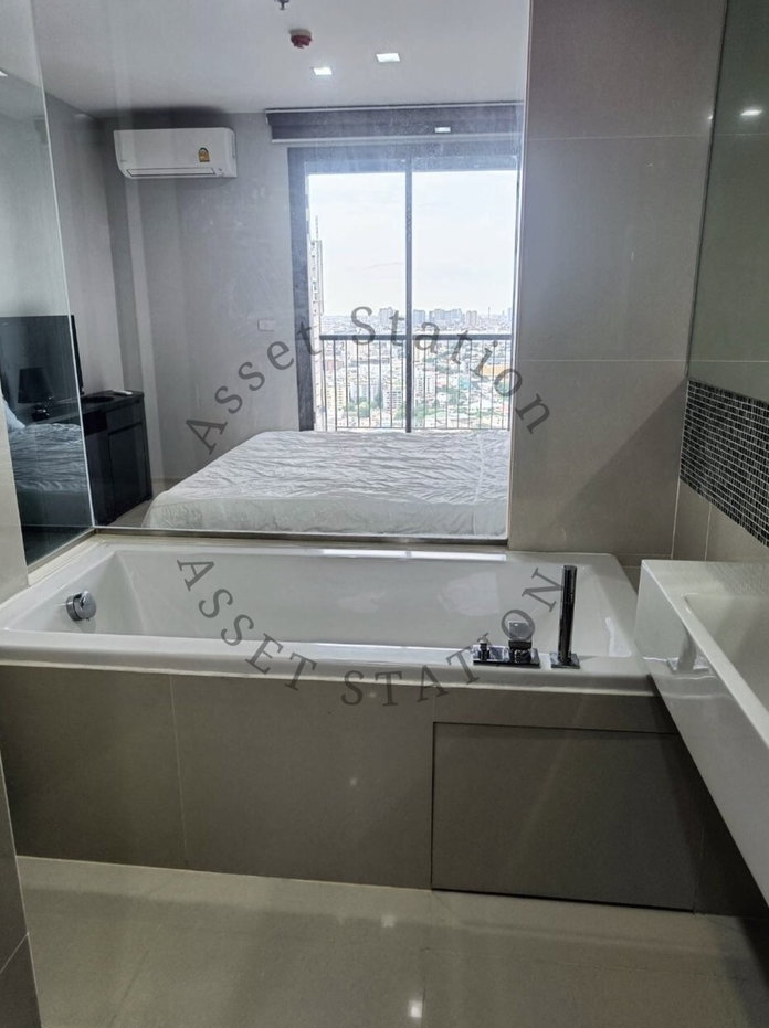 picture Rhythm Sukhumvit 44/1 |ð
Near BTS Phra Khanong and Summer Hill - 10/13