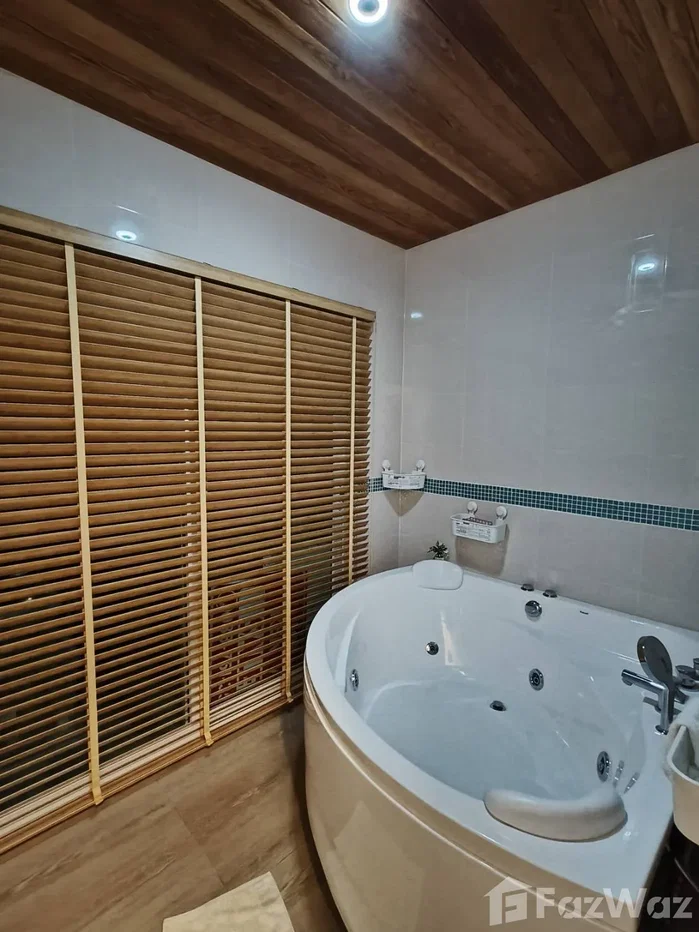 picture House in Phuket town in prime area 6863250 - 10/11