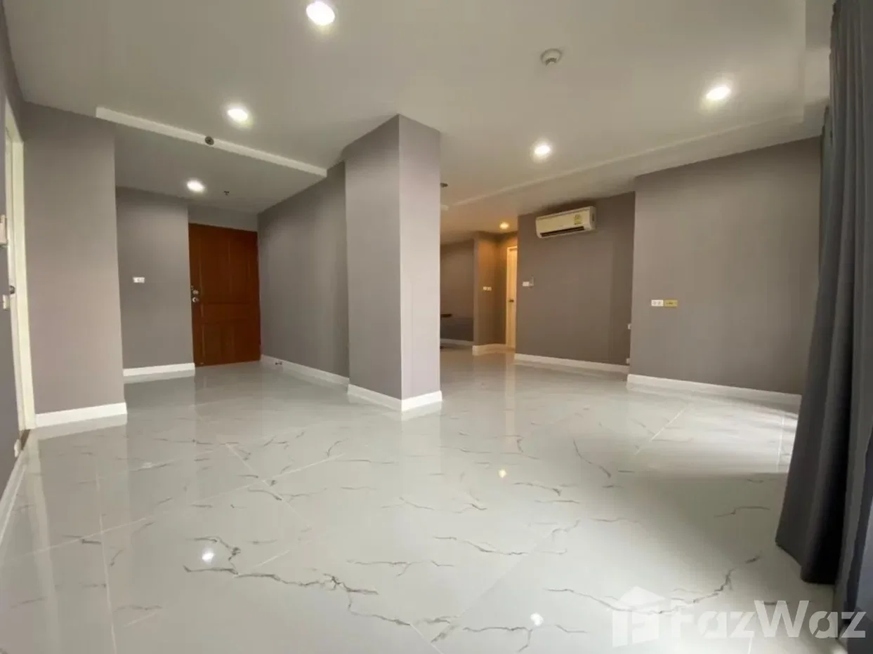 picture Experience Modern Luxury in Prime Bangkok Location - Resorta Yen-Akat 1029364 - 2/27