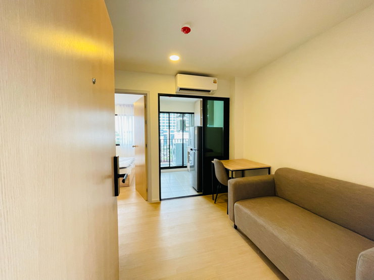 picture Chewathai Hallmark Ekkamai Ramintra Condo for Rent - 1/21