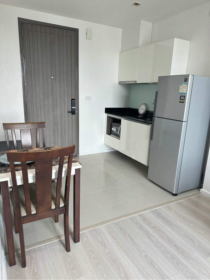 picture Shock price for rent at Quin ratchada - 9/10