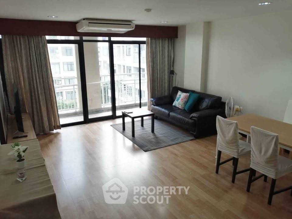 picture 2-BR Condo at Green Point Silom near BTS Chong Nonsi (ID 3408699) - 1/15