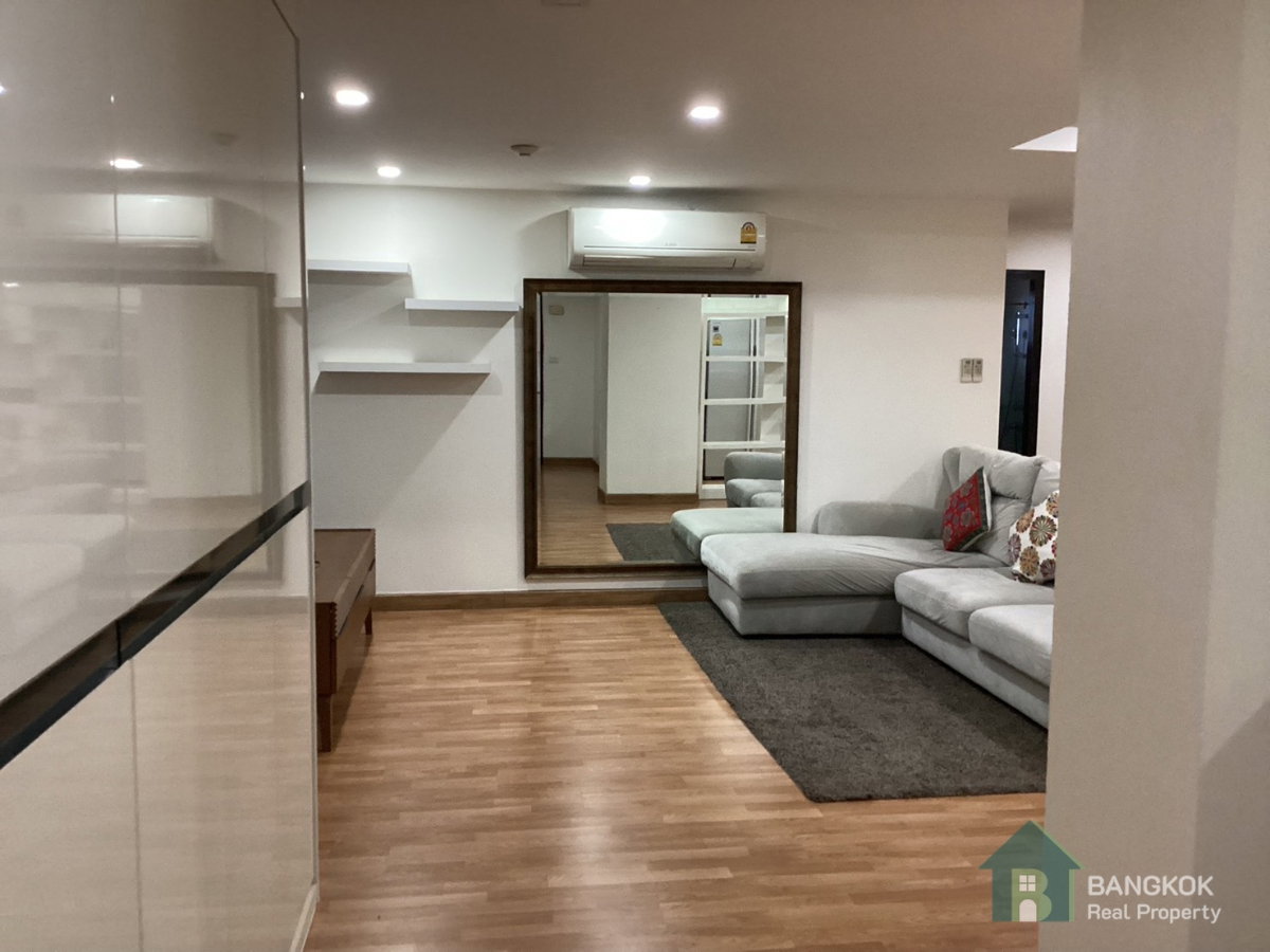 picture Beverly Hills Mansion | Spacious 2-Bedroom Residence BTS Ekkamai - 2/13