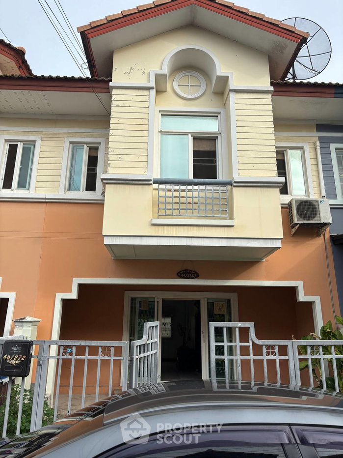 picture 3-BR Townhouse in Tha Raeng (ID 3403238) - 13/17