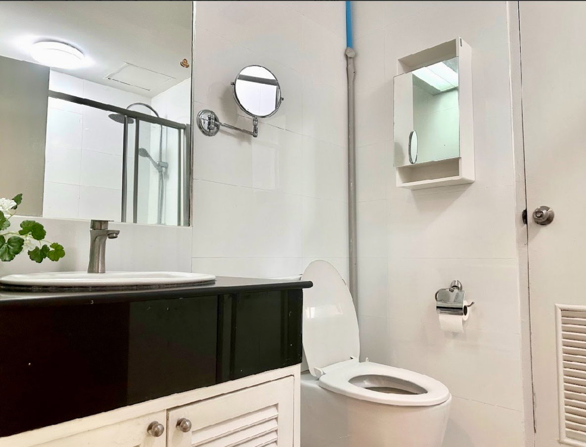 picture code : B95 The Royal Place 2 Bedroom : 1 - 6/9