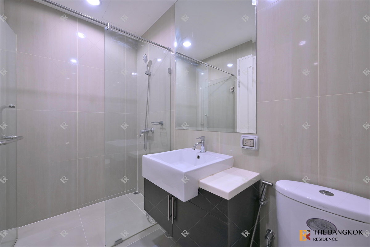 รูป 💖💖 เช่าคอนโด ✨ Villa Asoke 1นอน 48ตร.ม. 24k 💎 ห้องสวย สไตล์มินิมอล ใกล้ MRT เพชรบุรี - รูปที่ 9/9