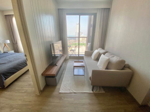 Condo for sale at Keen Centre Sriracha, Chonburi - suitable for personal residence or investment.