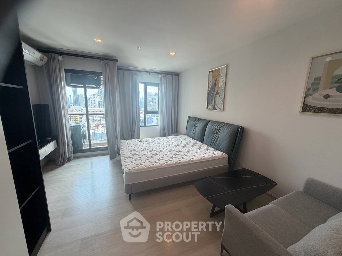 รูป คอนโด สตูดิโอ ที่ ไลฟ์ วัน ไวร์เลส ใกล้ BTS เพลินจิต (ID 3407511) - รูปที่ 1/18