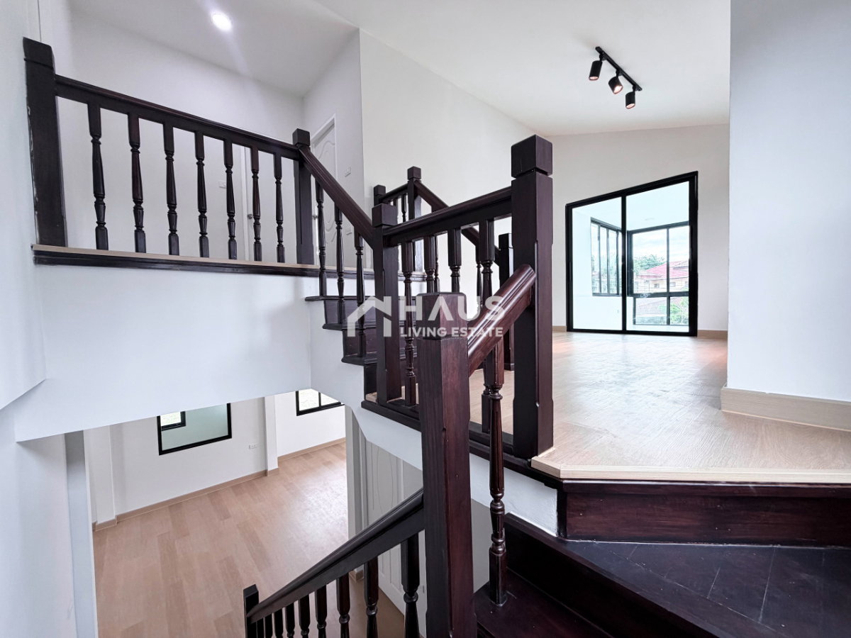 picture Chonlada Bangbuathong / 4 Bedrooms #HBBT002 - 8/20