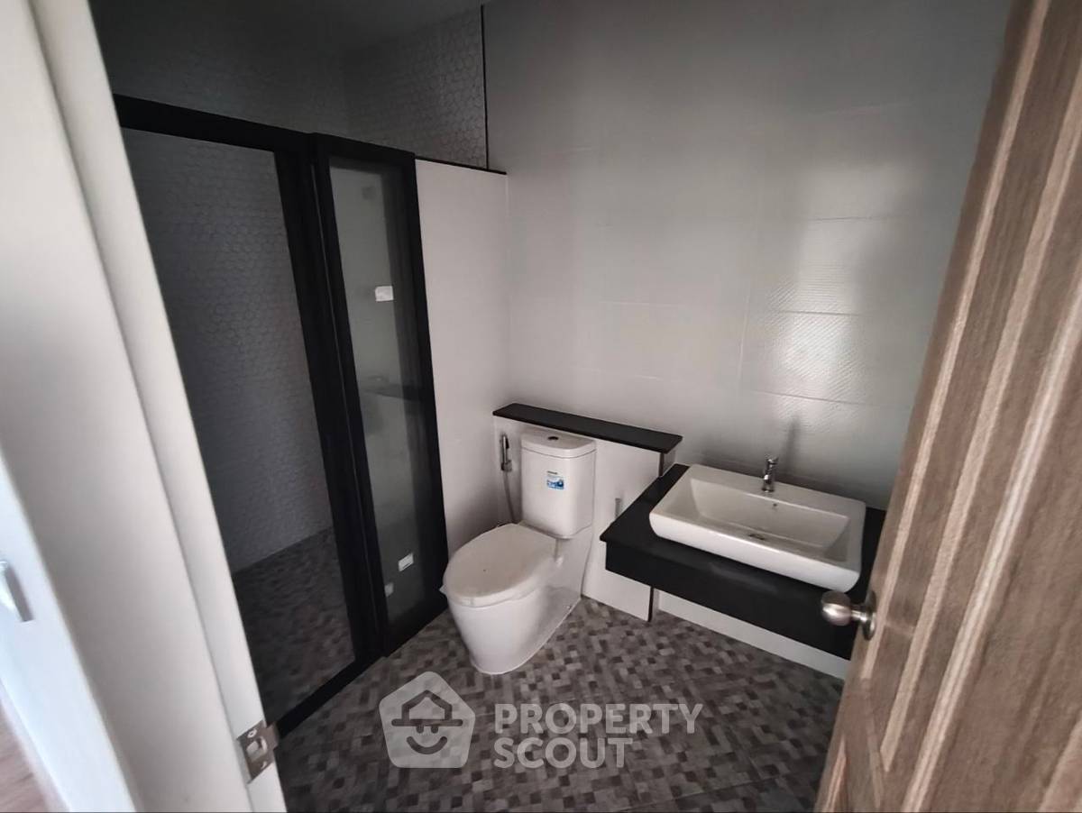 รูป ทาวน์เฮาส์ 4 ห้องนอน 275 ตร.ม. Panara Ratchada 66 ใกล้ MRT วงศ์สว่าง (ID 3403992) - รูปที่ 17/21