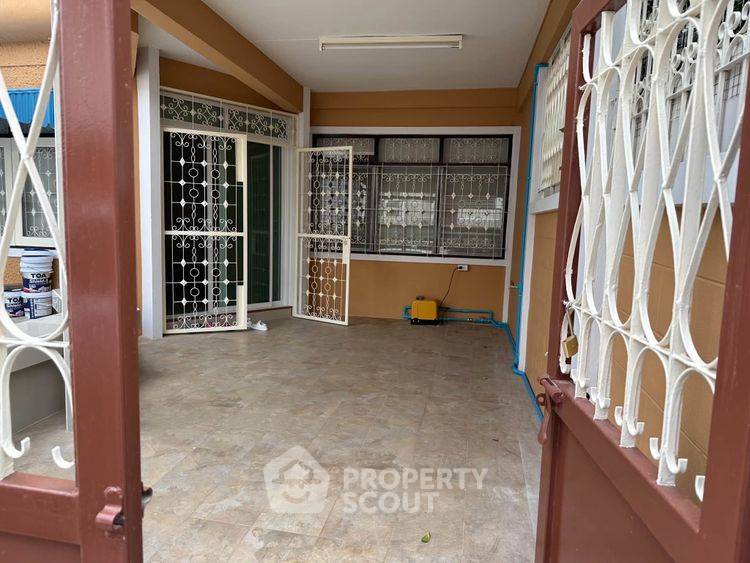 picture 4-BR 104 Sqm Townhouse At Anothai Village, Phra Ram 3 (ID 3407877) - 2/13