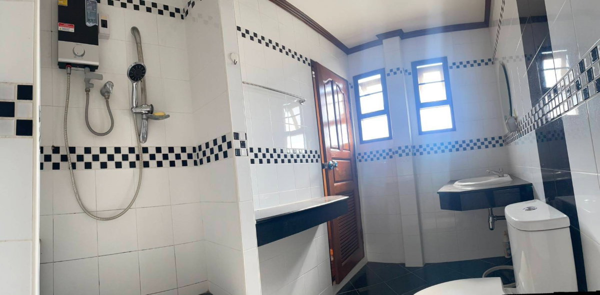 picture Owner's post For Rent Country Home 2 Village, Surasak, Si Racha, Chonburi - 15/24