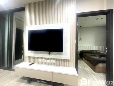 Condos for sale : 1 Bedroom Condo for sale at XT Huaikhwang  6858477