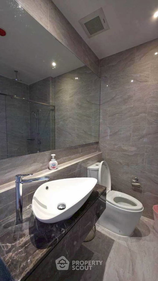 picture 2-BR Condo at ASHTON Asoke - Rama 9 near MRT Phra Ram 9 (ID 3221816) - 9/9