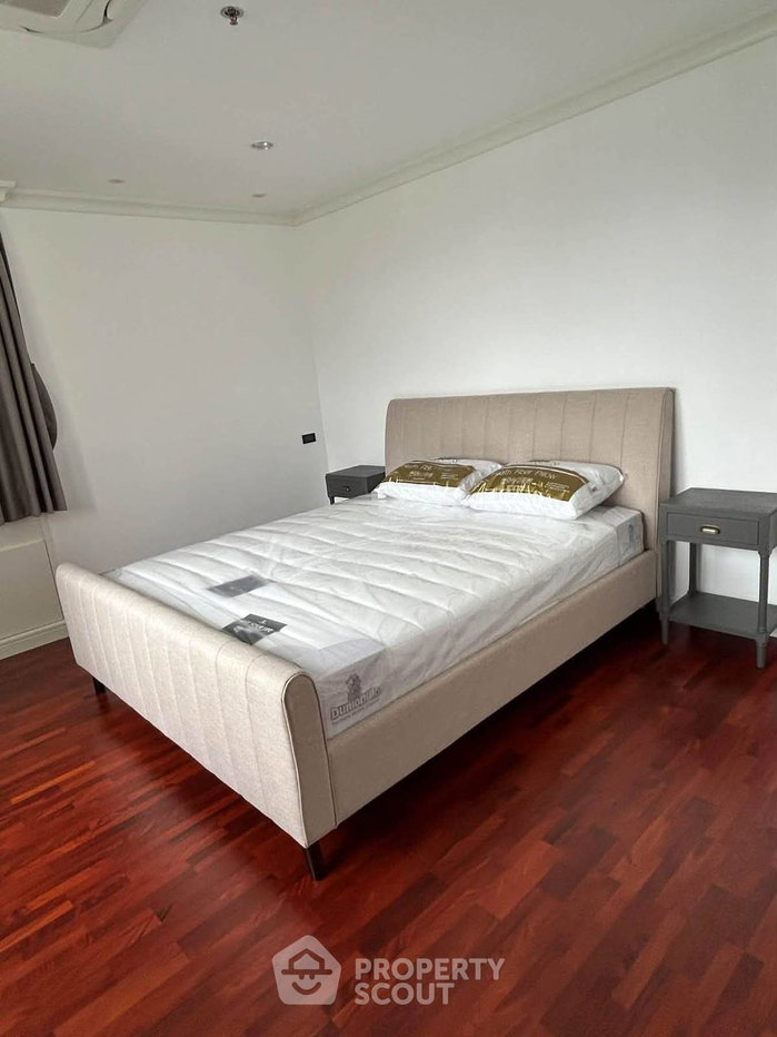 picture Pet-Friendly 3-BR Ruamsuk Condominium Near BTS Thong Lor (ID 3409123) - 12/14
