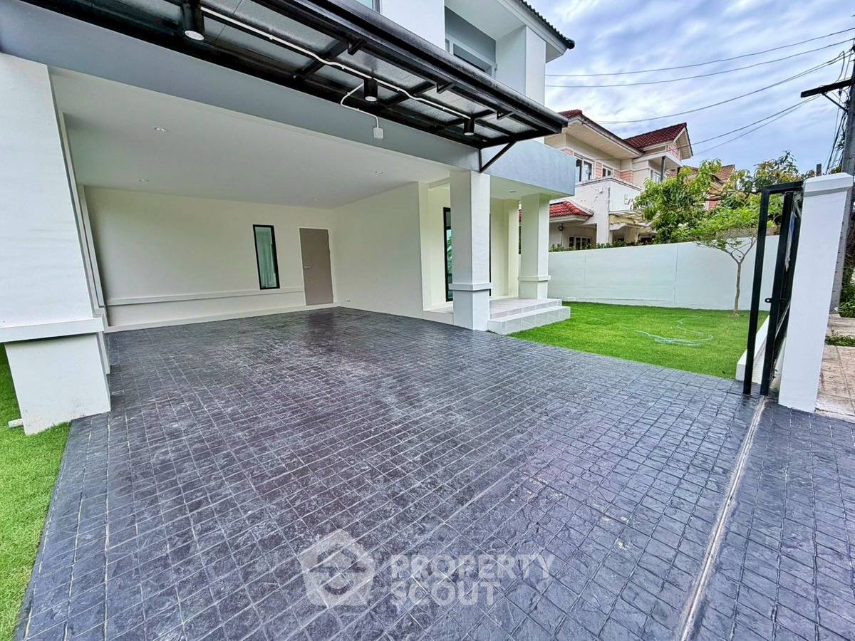 picture 3-BR House at Perfect Place Rattanathibet near MRT Sai Ma (ID 3413176) - 8/24