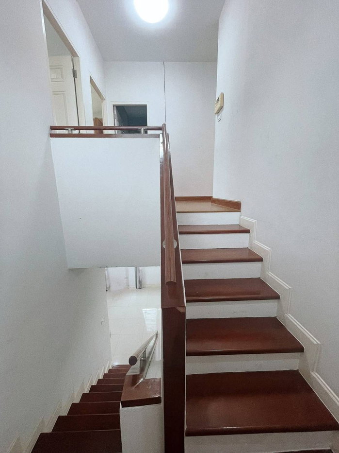 รูป ให้เช่าบ้านเดี่ยวหลังใหญ่ ม.คริสตัลพลัส 4 ห้องนอน หนองยายบู่ ศรีราชา - รูปที่ 18/20
