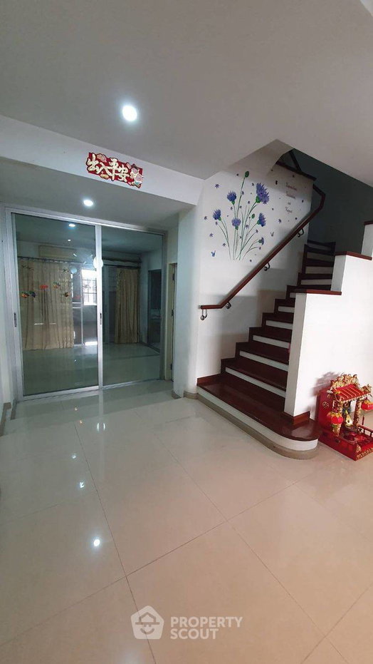 รูป ทาวน์เฮ้าส์ 3-ห้องนอน ที่ ศุภาลัย วิลล์ เอกมัย-รามอินทรา ใน รามอินทรา (ID 3407839) - รูปที่ 3/7