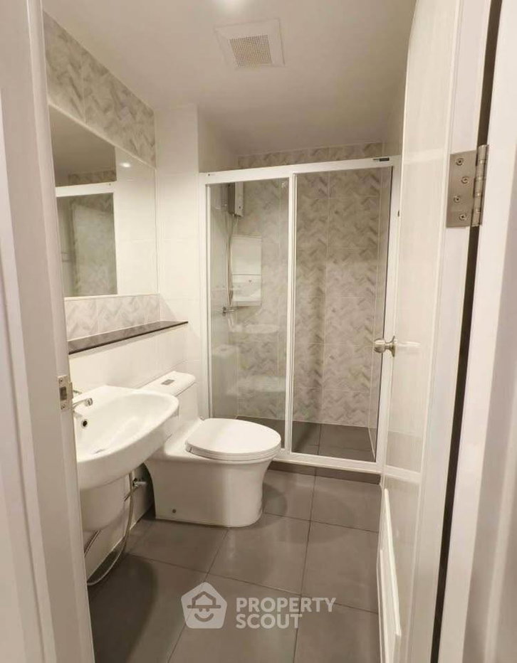 picture 1-BR Condo At Regent Home Bangna Near BTS Bang Na (ID 3411509) - 5/5