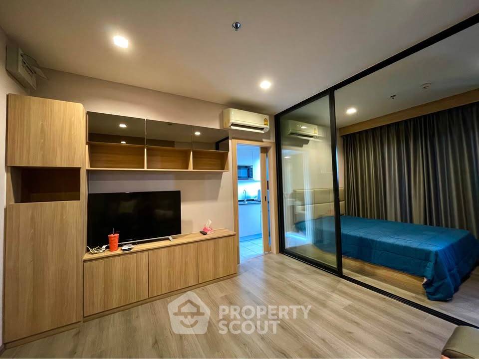 picture Studio Condo at The Politan Rive near MRT Phra Nang Klao Bridge (ID 3411920) - 4/18