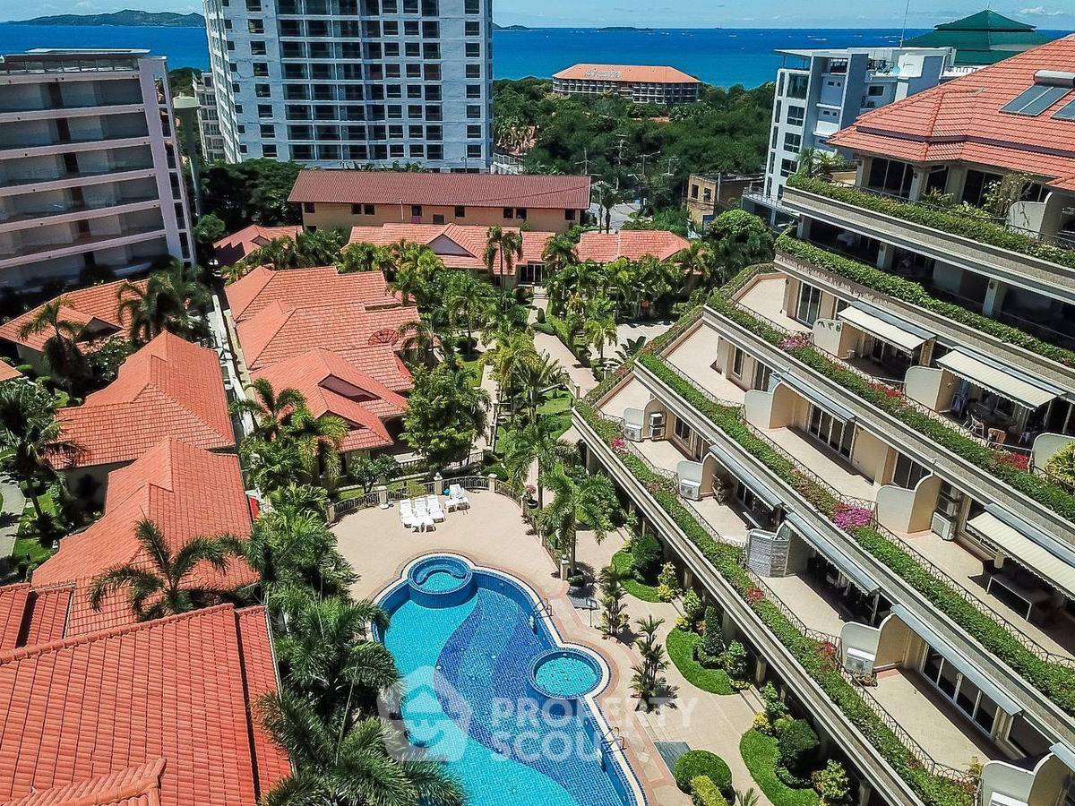 picture 147 Sqm 3-BR Condo For Sale At Nordic Park Hill, Phratamnak (ID 3411357) - 2/15