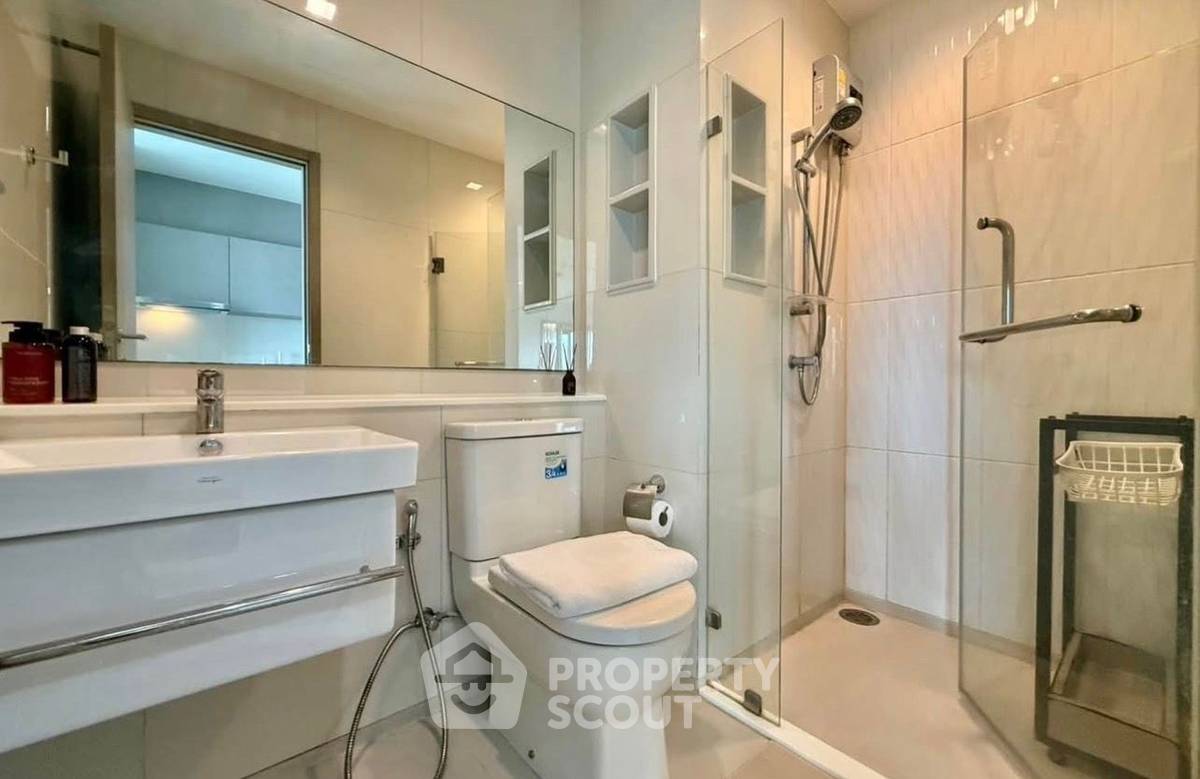 picture Studio Condo at Life Asoke - Rama 9 near MRT Phra Ram 9 (ID 3396434) - 7/8