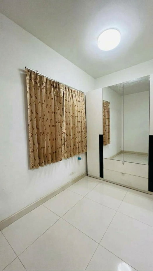 picture Two story townhome for Sale a prime location - 9/23