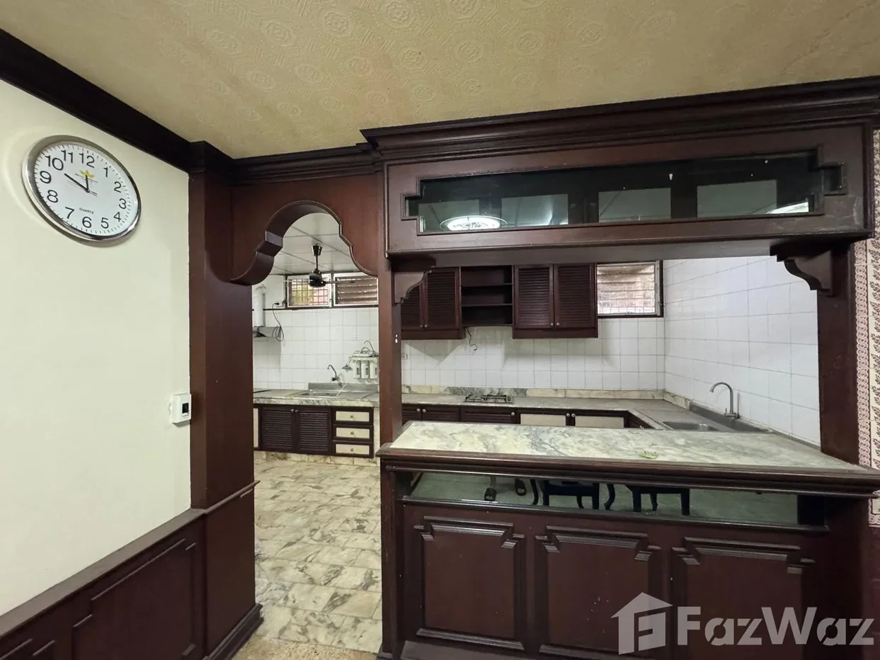 picture 4 Bedroom Townhouse for sale in Wat Tha Phra, Bangkok 6865644 - 10/30
