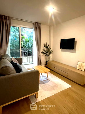 Condos for rent : 1-BR Condo At The Clover Thonglor Residence Near BTS Thong Lor (ID 3409644)