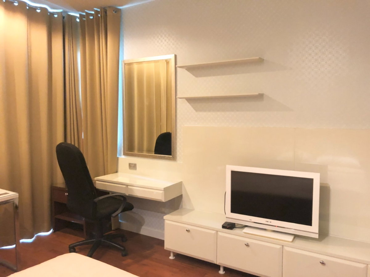 รูป ปล่อยเช่า ดิ แอดเดรส ชิดลม แบบ 1 ห้องนอน 1 ห้องน้ำ ขนาด 57 ตร.ม. ตกแต่งสวยงาม พร้อมเฟอร์นิเจอร์ครบ ราคา 38,000 บาท/เดือน สนใจติดต่อ Line: siriwong.in - รูปที่ 5/25