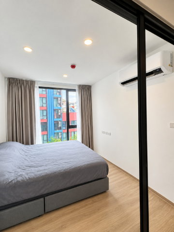 picture R1328/Corner Unit Condo for Rent - Cybiq Ratchada 32, 5th Floor, Pool View, 28.16 Sq.m, 1 Bedroom with Dedicated Work Area, Ready to Move In - 2/15