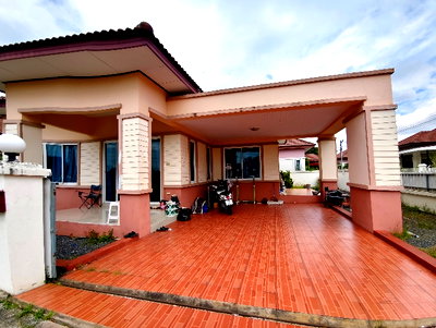 บ้านเดี่ยว ชลบุรี : ขายบ้านเดี่ยว พิชชาดา บึง ศรีราชา หลังมุม 64 ตร.ว. เพียง 2.5 ล้าน รีโนเวทมีเงินเหลือ