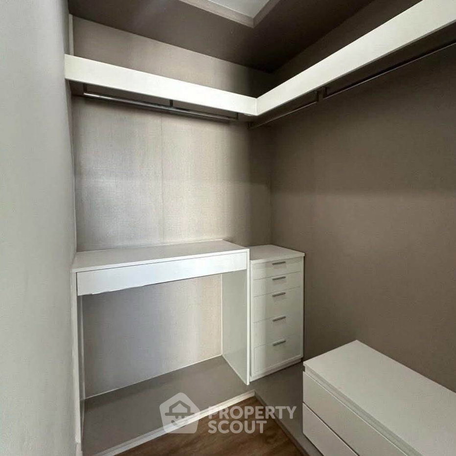 รูป คอนโด 2 ห้องนอน The Room Sathorn-Taksin ใกล้ BTS โพธิ์นิมิตร (ID 3409244) - รูปที่ 9/11