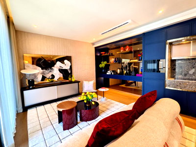 Condos for sale : Rare Item Central Sukhumvit Japanese Expat Group, High Yield Via Sukhumvit 34.