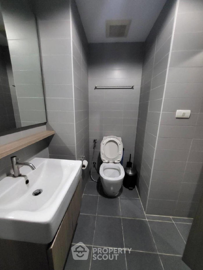 picture 200m To MRT Ratchadaphisek | 1-BR L Loft Ratchada 19 (ID 1470162) - 10/25