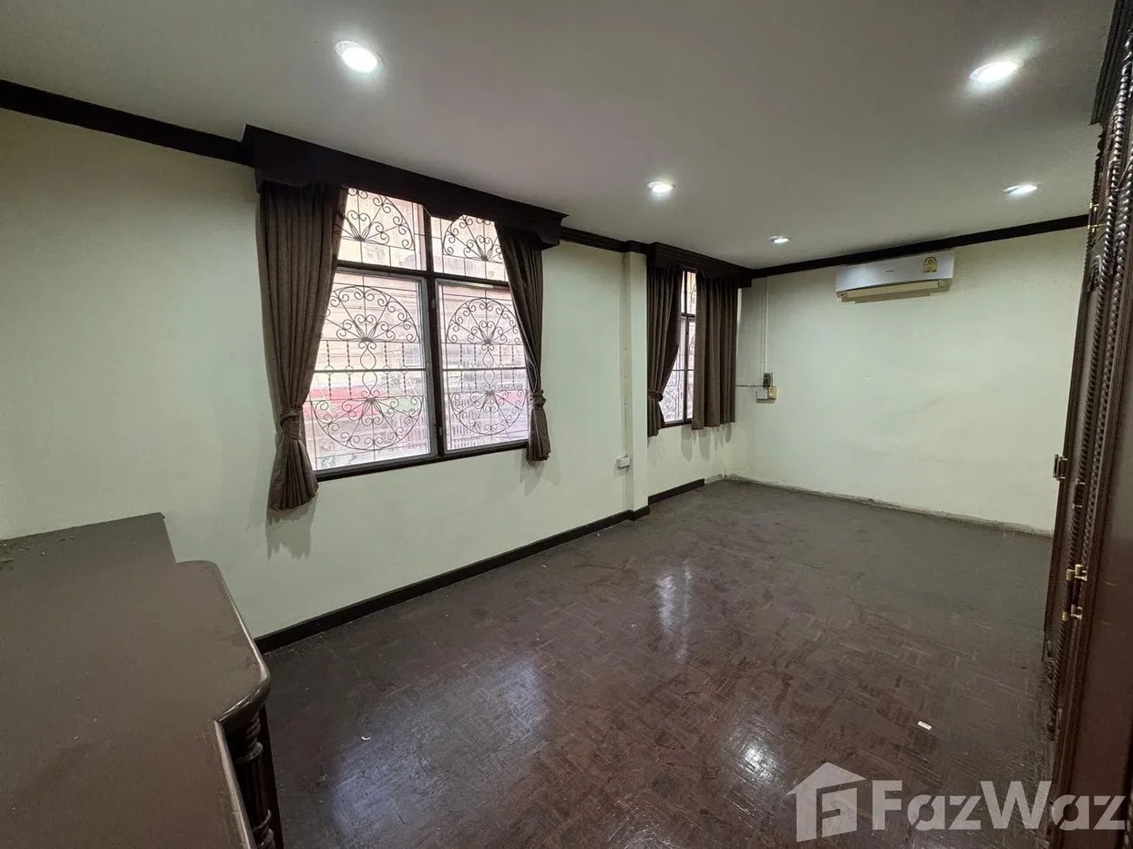 picture 4 Bedroom Townhouse for sale in Wat Tha Phra, Bangkok 6865644 - 24/30
