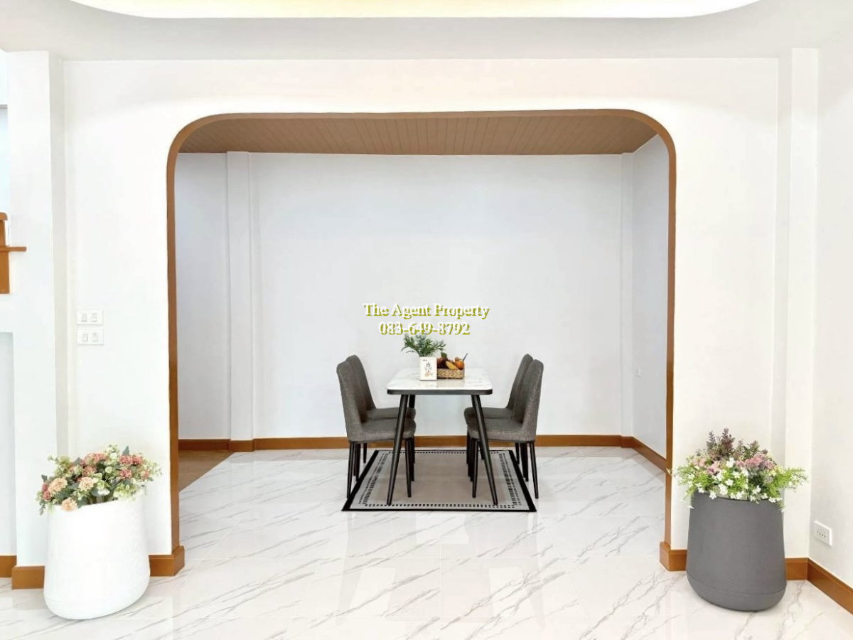 รูป ขายบ้านเดี่ยวหมู่บ้านณัฐวรรณ หนองจอก กระทุ่มราย สังฆสันติสุข 18 สุวินทวงศ์ นิมิตใหม่ บ้านรีโนเวทใหม่ 55.1 ตร.ว. 4 นอน 2 น้ำ พร้อมอยู่ ราคา 3.89 ล้าน - รูปที่ 13/31