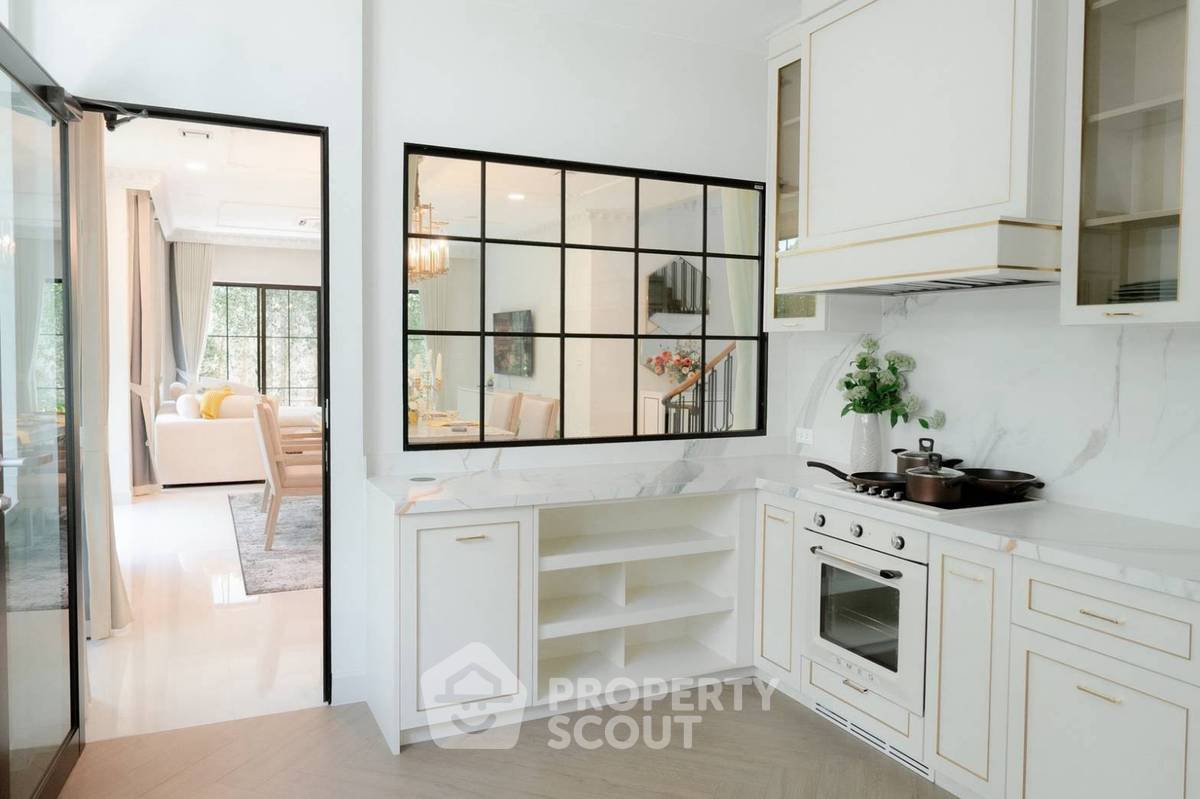 รูป บ้าน 4-ห้องนอน ที่ นันทวัน พระราม 9 กรุงเทพกรีฑาตัดใหม่ ใน สะพานสูง (ID 3399828) - รูปที่ 4/9