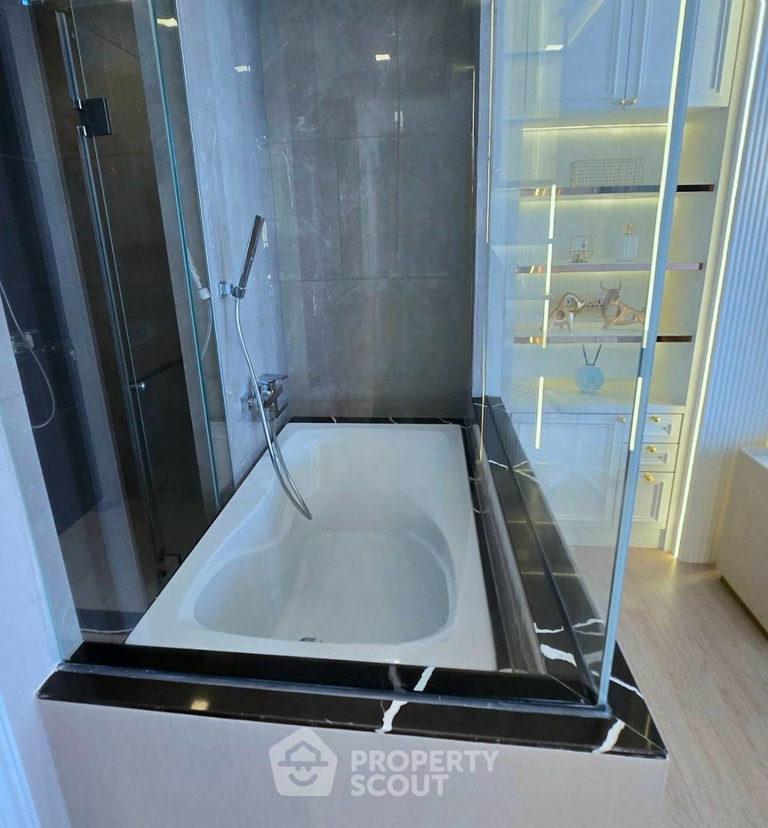 picture 3-BR Condo at One 9 Five Asoke - Rama 9 near MRT Phra Ram 9 (ID 3413172) - 10/10