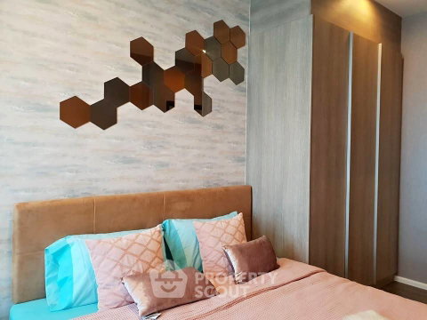 1-BR Condo at Whizdom Essence Sukhumvit near BTS Punnawithi (ID 3412475)